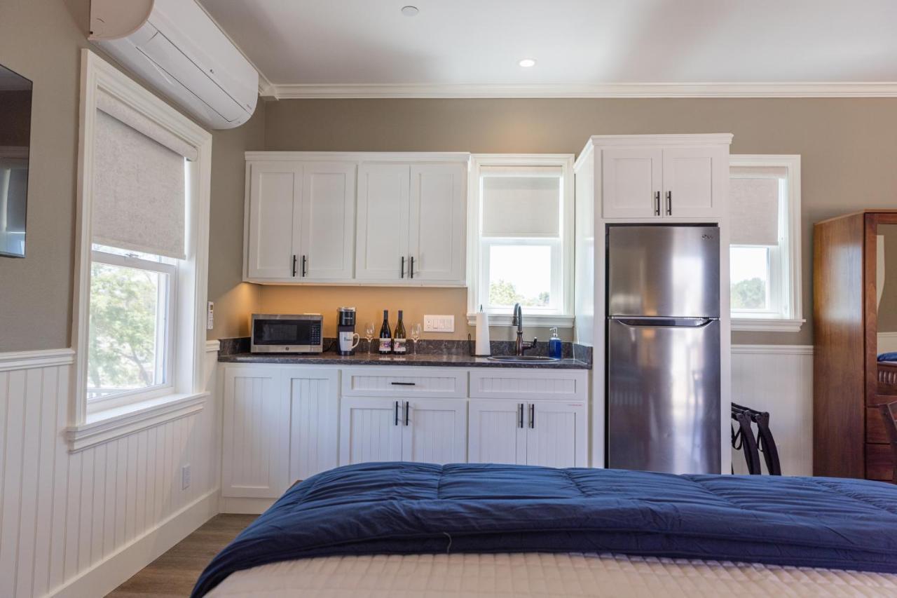 Forfriends Inn Wine Country Bed And Breakfast Santa Ynez Bagian luar foto